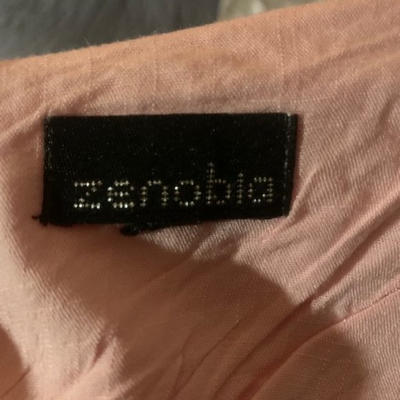 Cute Top! - Picture 2 of 4